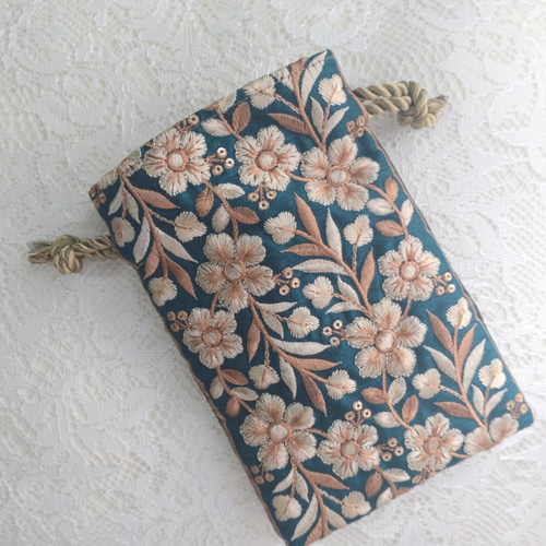 インド刺繍リボンの巾着ポーチ 巾着袋 涼 通販 14810431｜Creema