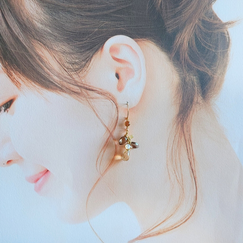 シャンパン、スモーキークォーツのleavesピアス14kgf～紅葉～ ピアス 
