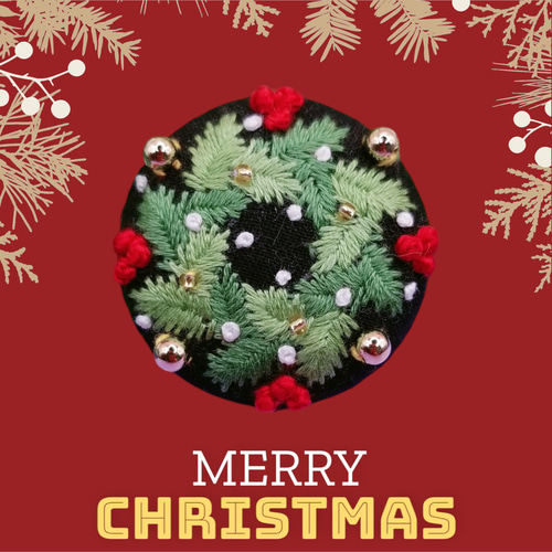 手刺繍ブローチ・ヘアゴム《クリスマスリース》×黒 くるみボタン