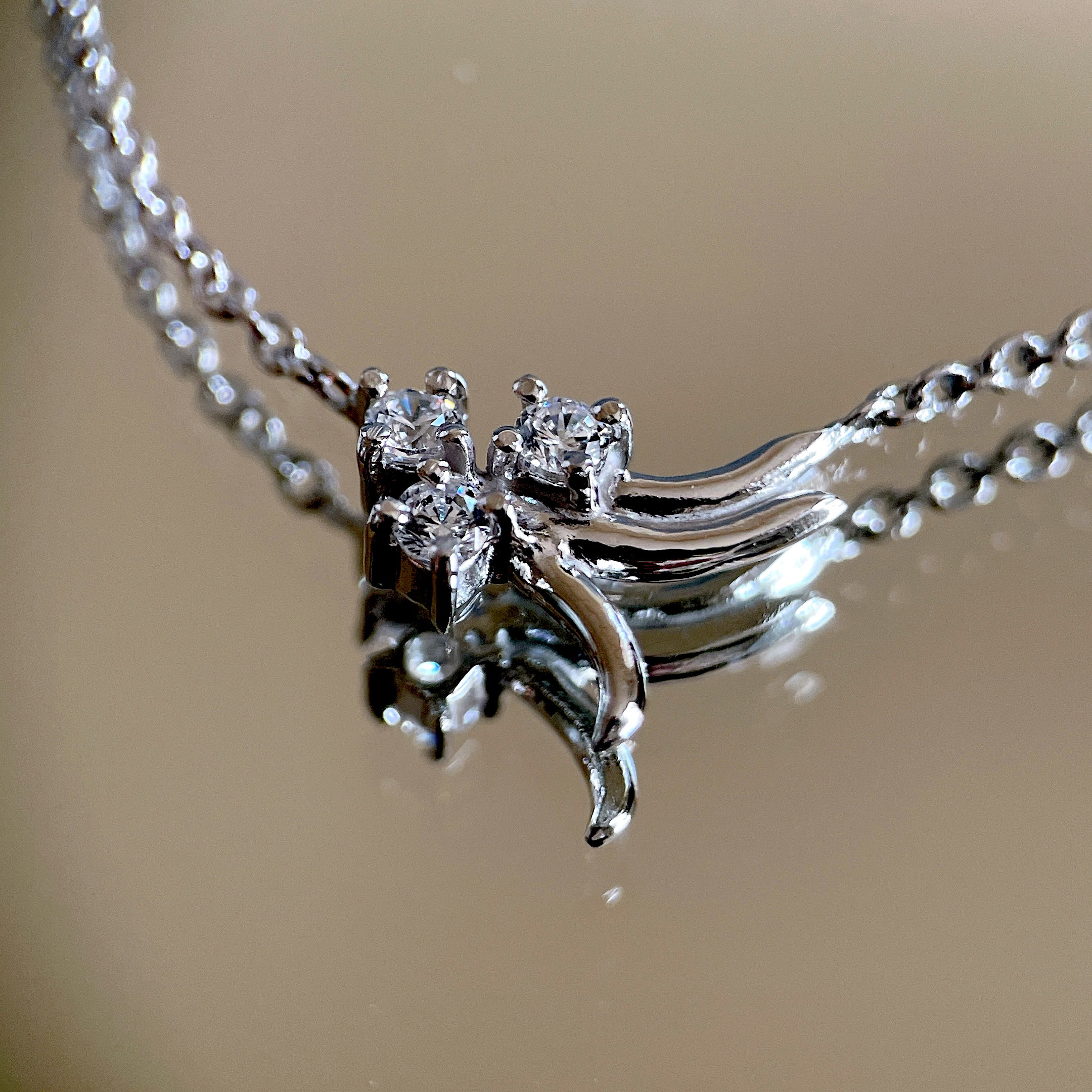 ribero/shooting star pendant