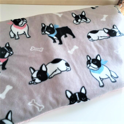 キルト芯仕立て*お布団みたいなふっくらプードルボアブランケット