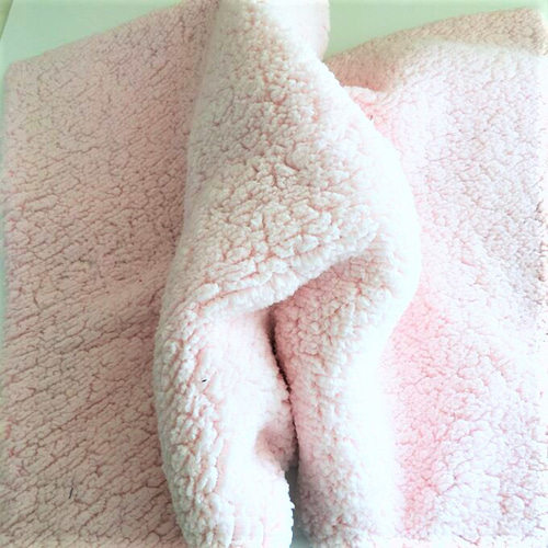 キルト芯仕立て*お布団みたいなふっくらプードルボアブランケット