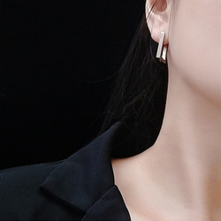 フープピアス サージカルステンレス シンプル スクエア 長方形 ライン 両耳 2枚目の画像