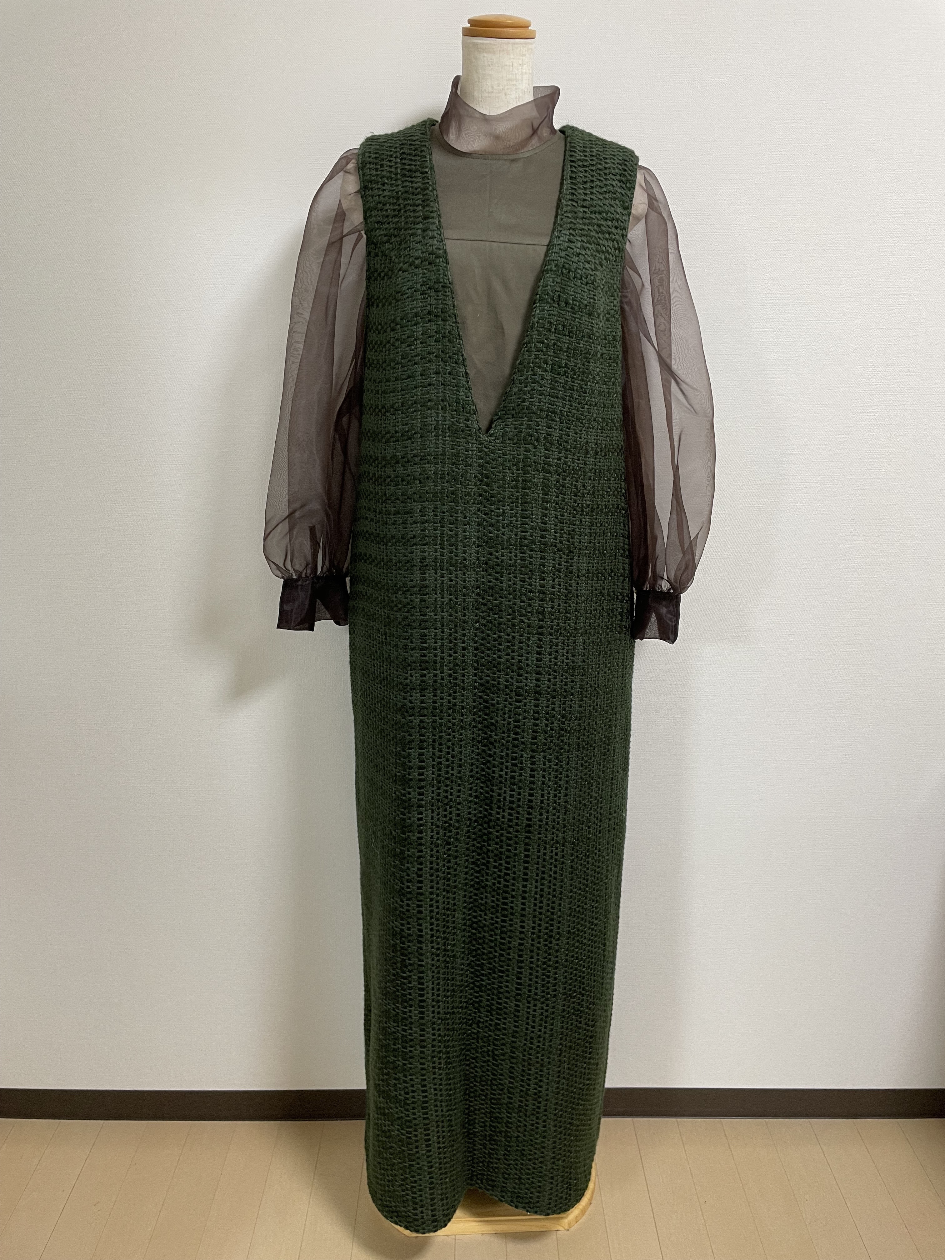 シアースリーブのブラウス　フォーマルシーンにも❣️