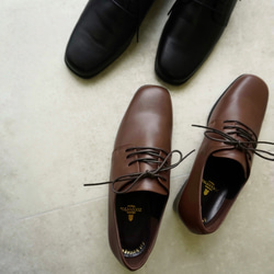 男性風格低跟鞋，柔軟易穿，採用流行的木質圖案 21.5 厘米至 25.5 厘米 日本製造 真皮 Z3584 深棕色 第10張的照片