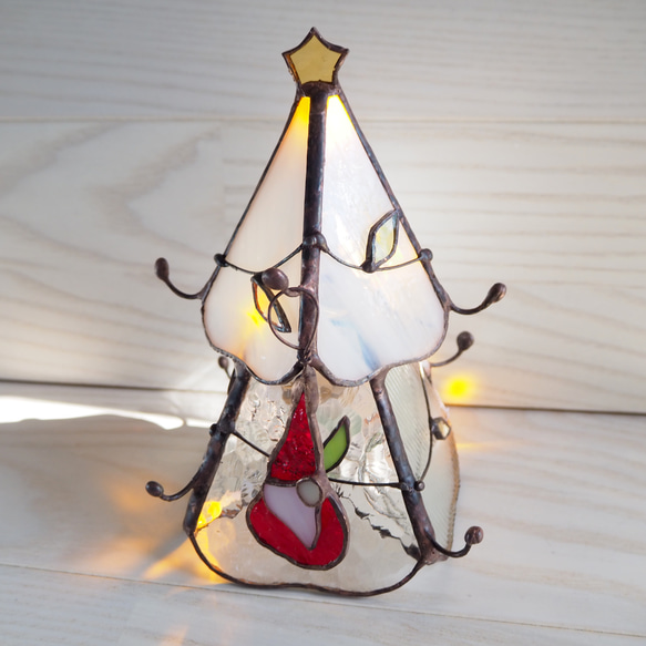 ステンドグラスの森のサンタさんクリスマスツリー　LED電飾つき 1枚目の画像