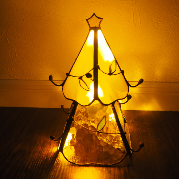 ステンドグラスの森のサンタさんクリスマスツリー　LED電飾つき 7枚目の画像