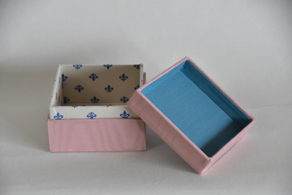 【カルトナージュ】カレン族のファブリック使用したキューブボックス　ピンク 4枚目の画像