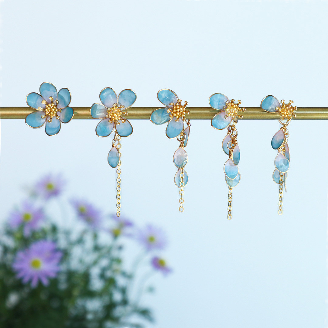 花うらない耳飾り　緑とピンク（２つ選べる新シリーズ）