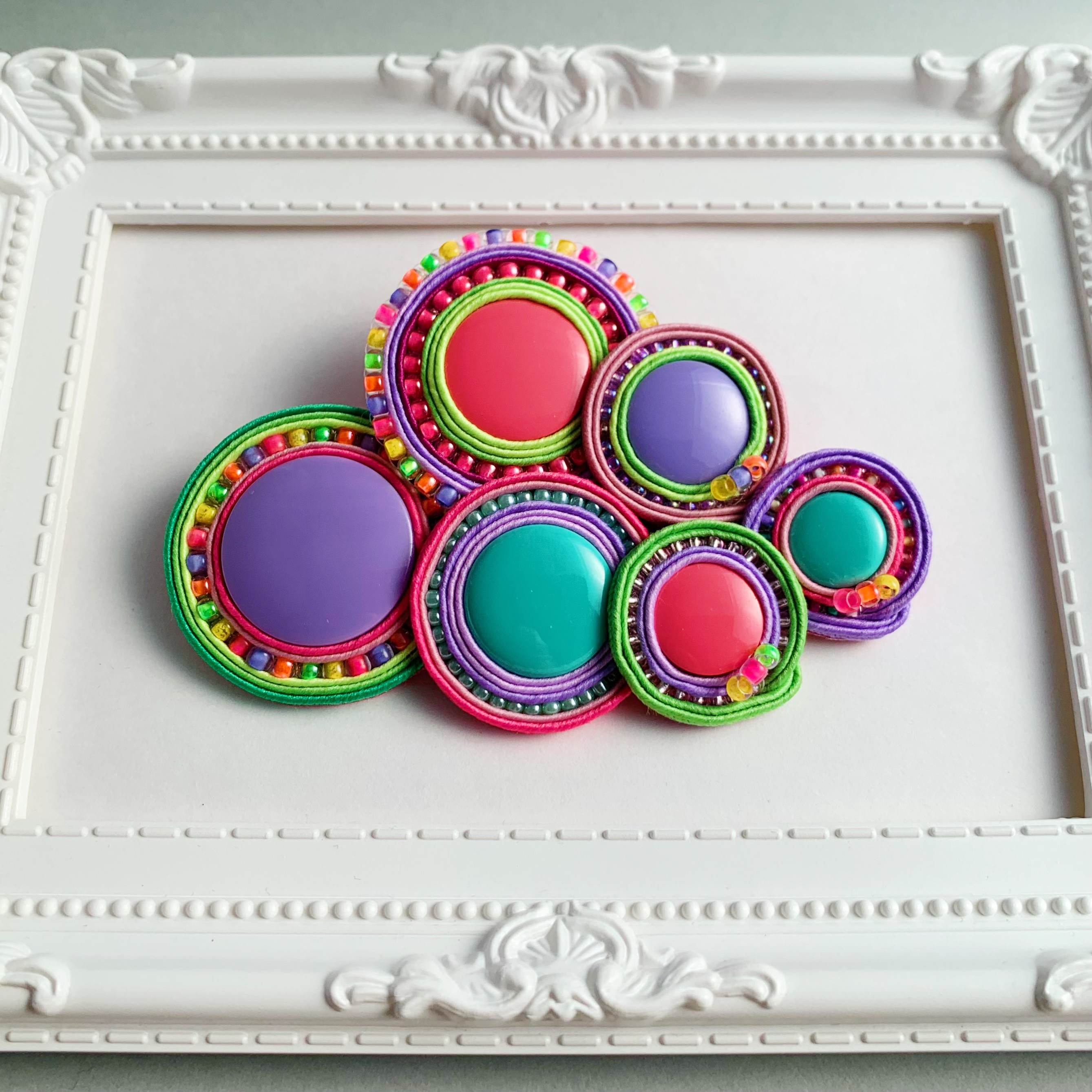 【一点もの】カラフルポップなブローチ