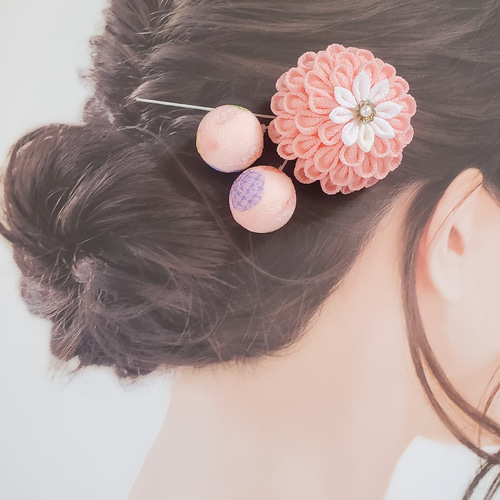 珊瑚 ちりめん玉 つまみ細工髪飾り 成人式 卒業式 結婚式 七五三 着物