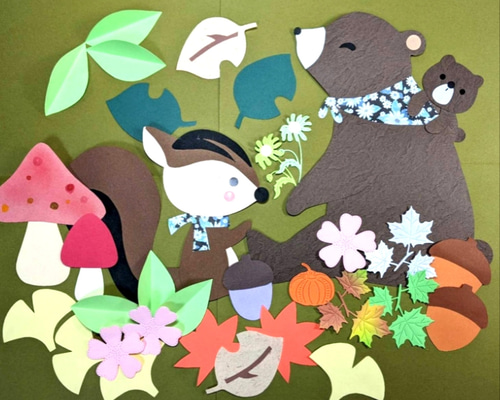 秋の季節飾り「クマの親子ー秋」ディスプレイスタンド 置物 フェルト 紅葉 秋の季節飾り「クマの親子ー秋」ディスプレイスタンド 置物 フェルト