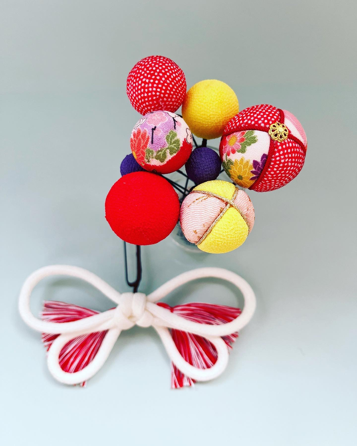 【再販】和玉と飾り結びの髪飾り　七五三や成人式、卒業式に