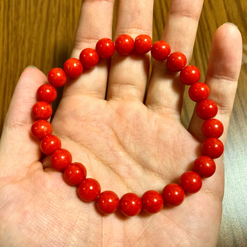 オレンジコーラル(約10mm玉)の天然石ブレスレット オレンジコーラル(約10mm玉)の天然石ブレスレット