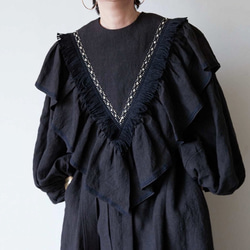 European linen scarf collar (black fringe) 1枚目の画像