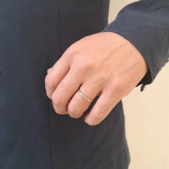 京都結婚指輪 プラチナ2本セット マリッジリング 細い結婚指輪  京都マリッジリング シンプル結婚指輪 【細め削り柄】 9枚目の画像