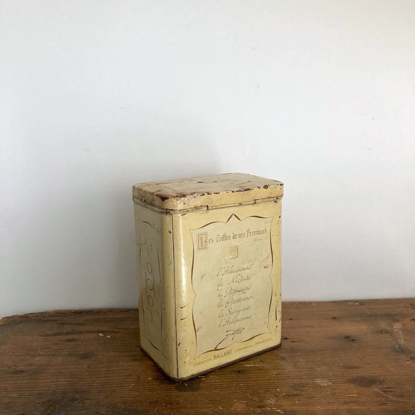 アンティークフランスの缶 vintage tin ブリキのケース アンティーク 