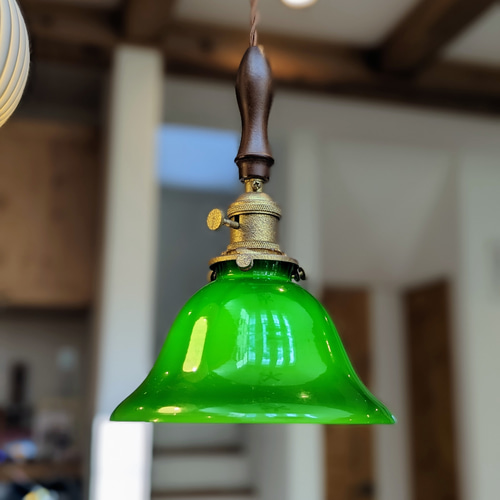 レトロなグリーンシェードのペンダントライト【受注生産】 シーリング