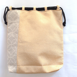 伝統織物のトップブランド　塩沢織手巾着バッグ 4枚目の画像