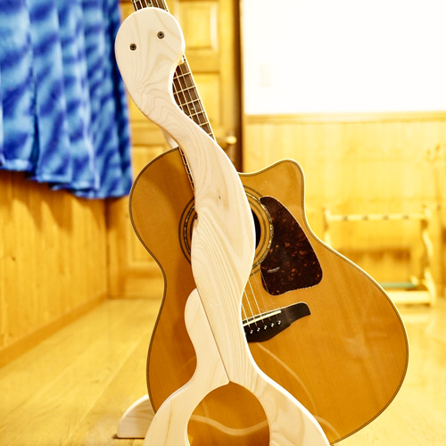 オーダー品】手作り木工 木製ギタースタンド （無塗装） 1本