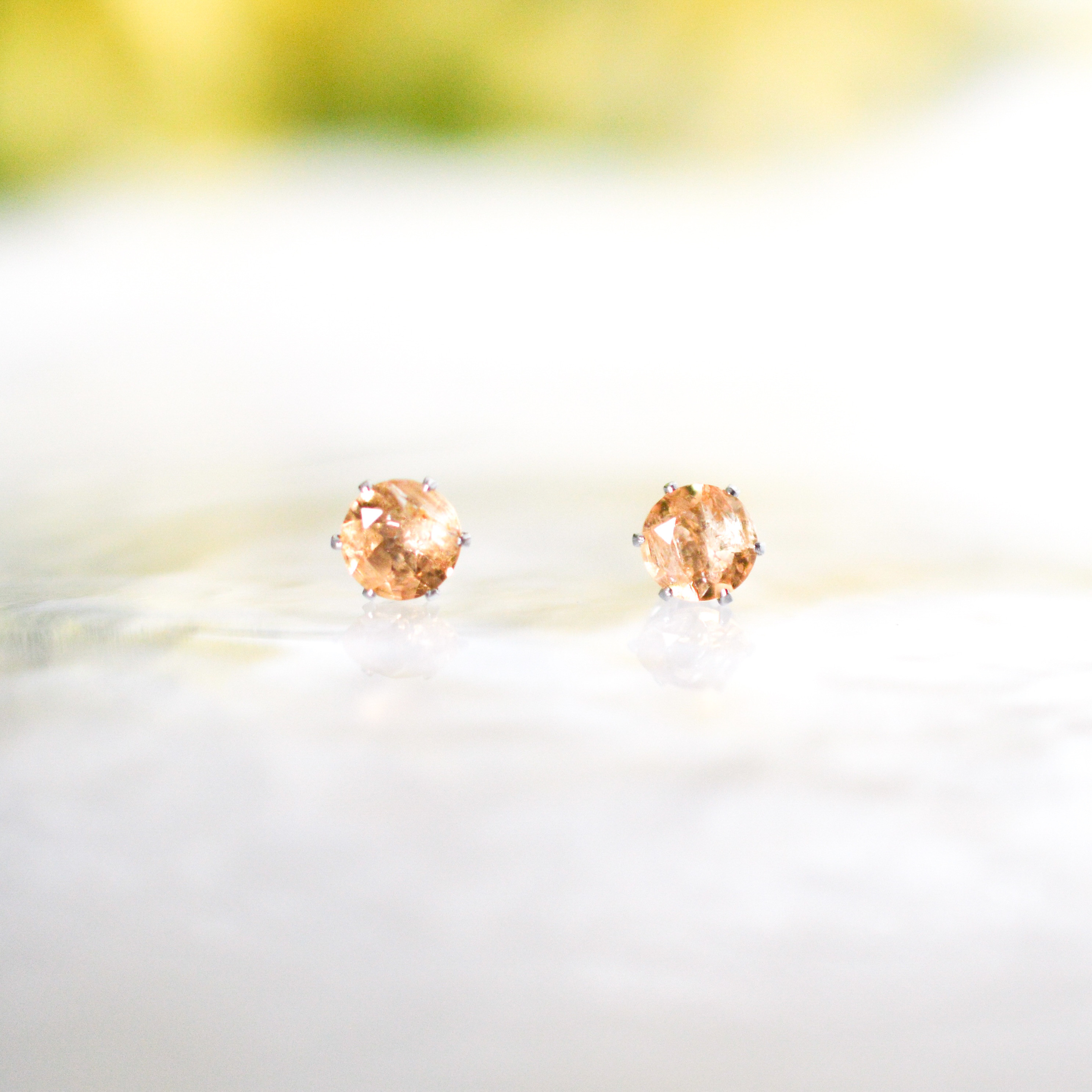 速くおよび自由な 天然石インペリアルトパーズの一粒スタッドピアス】黄色/4mm アクセサリー