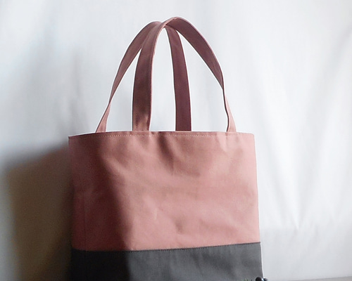 ccf51883e22550bbbb7bb3322d5728