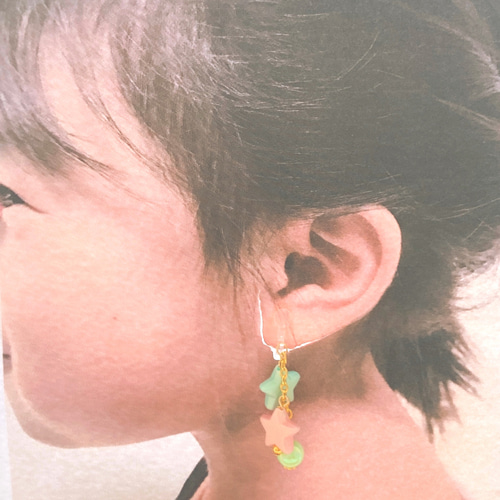 子供 ビーズ イヤリング ☆お星様☆ 子供 ビーズ イヤリング ☆お星様☆