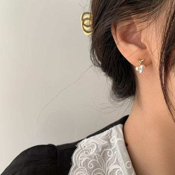 女式耳環，珍珠，18K，防過敏，小號，葡萄，黃金，水果，工作，禮物 第4張的照片