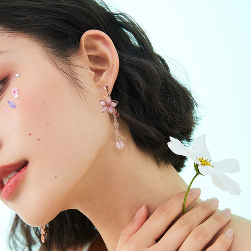 イヤリング レディース 18K アレルギー対応 桜 花 揺れる イヤリング レディース 18K アレルギー対応 桜 花 揺れる