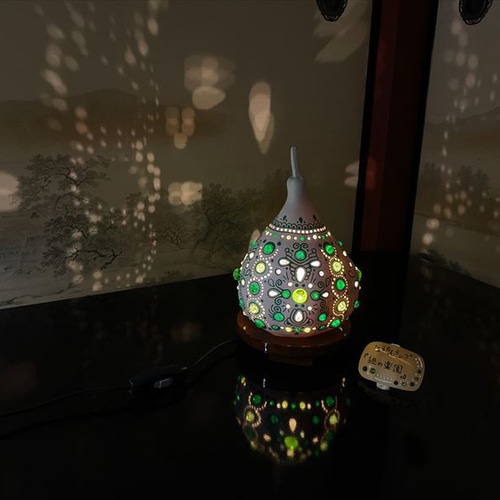 ひょうたんランプ《緑の楽園》 スタンドライト・テーブルランプ