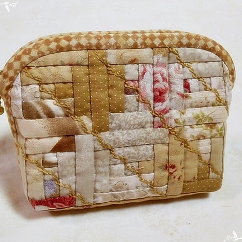 ログキャビン*小振りなポーチ キャメル*Brown パッチワーク