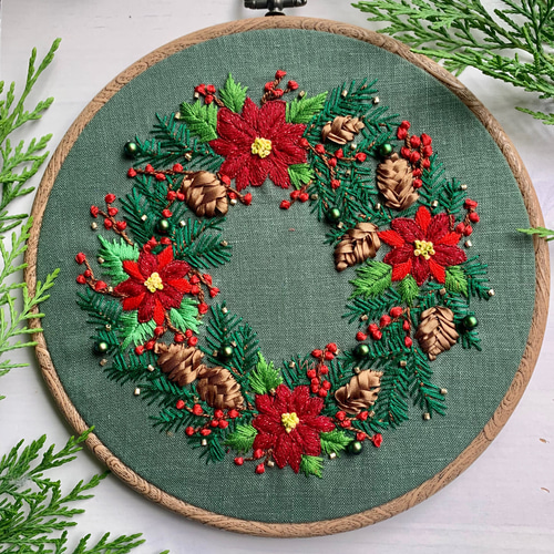 受注製作》ポインセチア刺繍リース タペストリー タペストリー・壁掛け