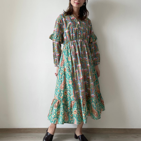 Frill Sleeve Dress / Length 120cm • • • Green/Blue 1枚目の画像