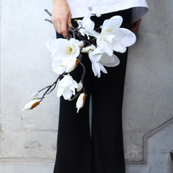 和装やドレスにも合うマグノリアの枝ブーケ♡ アーティフィシャルフラワー マグノリア 桜 4枚目の画像