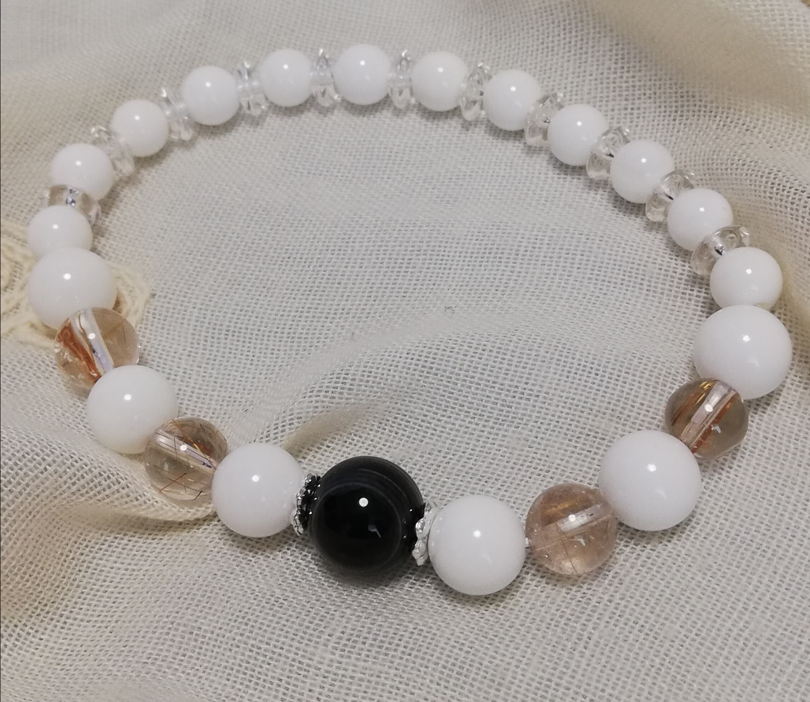 【アクセサリーセールスキャンペ　新作特集】　純白国産サンゴ　神の目　天眼石が最強御守り