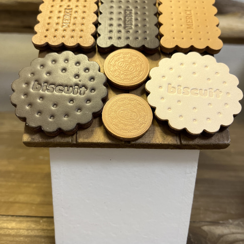 革のビスケット お菓子の家 小物入れ ラージ その他インテリア雑貨