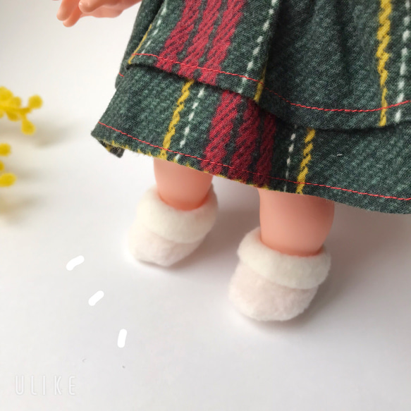 ふわふわフリース靴下＊ドール服　ソランちゃん　ソランちゃん服　レミンちゃん　レミンちゃん服 1枚目の画像