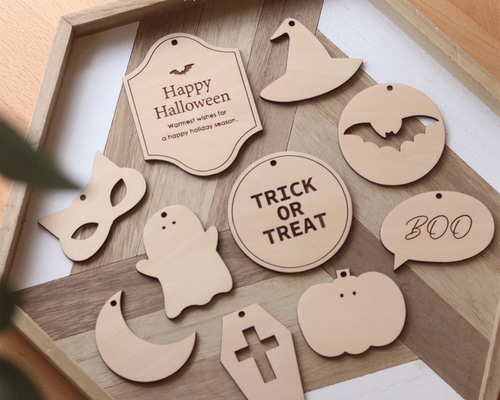 【限定商品】美品✨KAWS ハロウィン オーナメント 3点セット ?height=1720&quality=80&