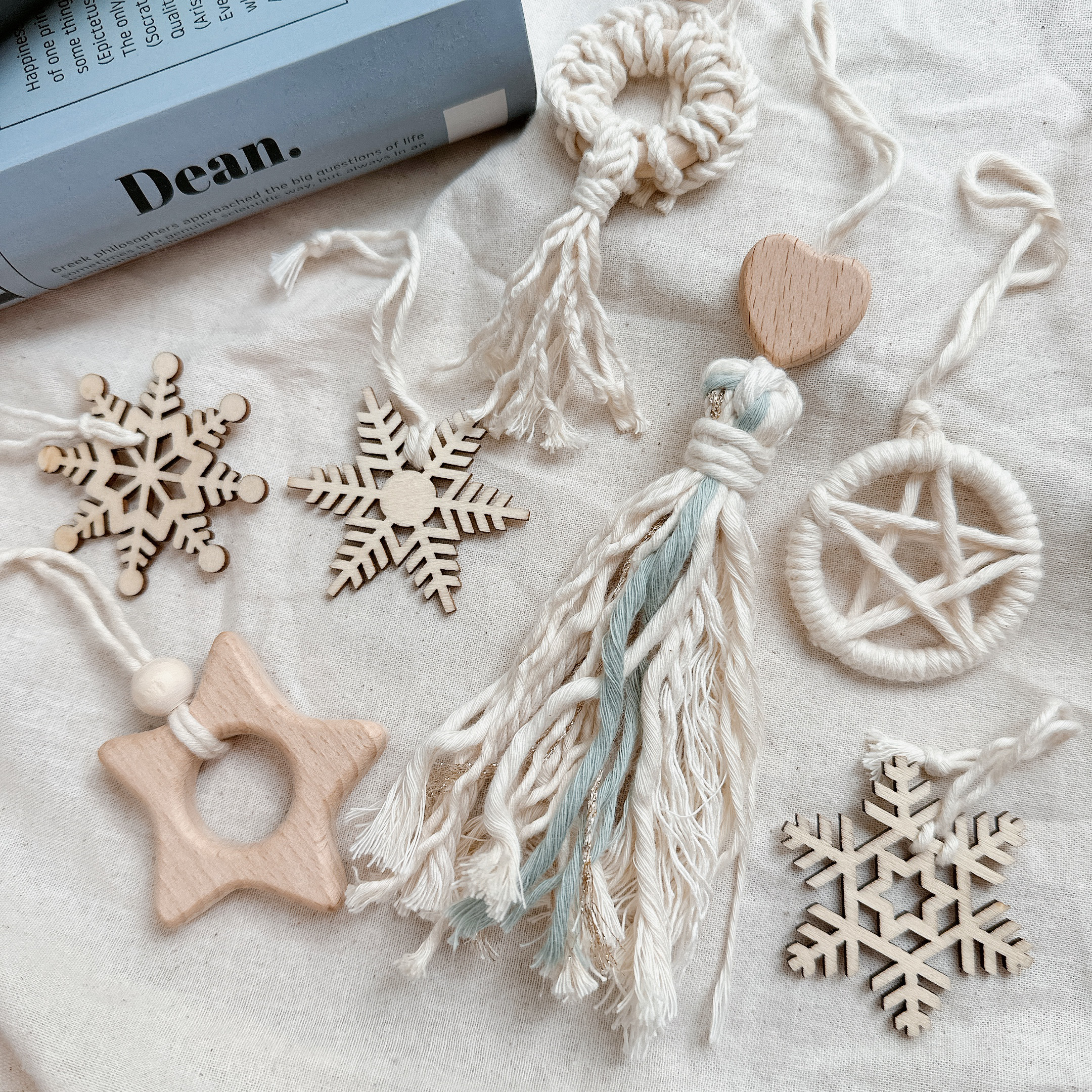 NO．431『マクラメ・クリスマスガーランド・タペストリー』 NO．431『マクラメ・クリスマスガーランド・タペストリー