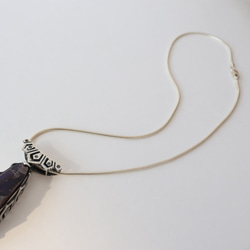 紫紺色のボルダーオパール シルバー925 ペンダント 革ひもつき ■送料無料■ 6枚目の画像