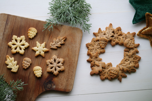 【お買い得】クリスマスリースセット（型4点セット）クッキー型・クッキーカッター 2枚目の画像