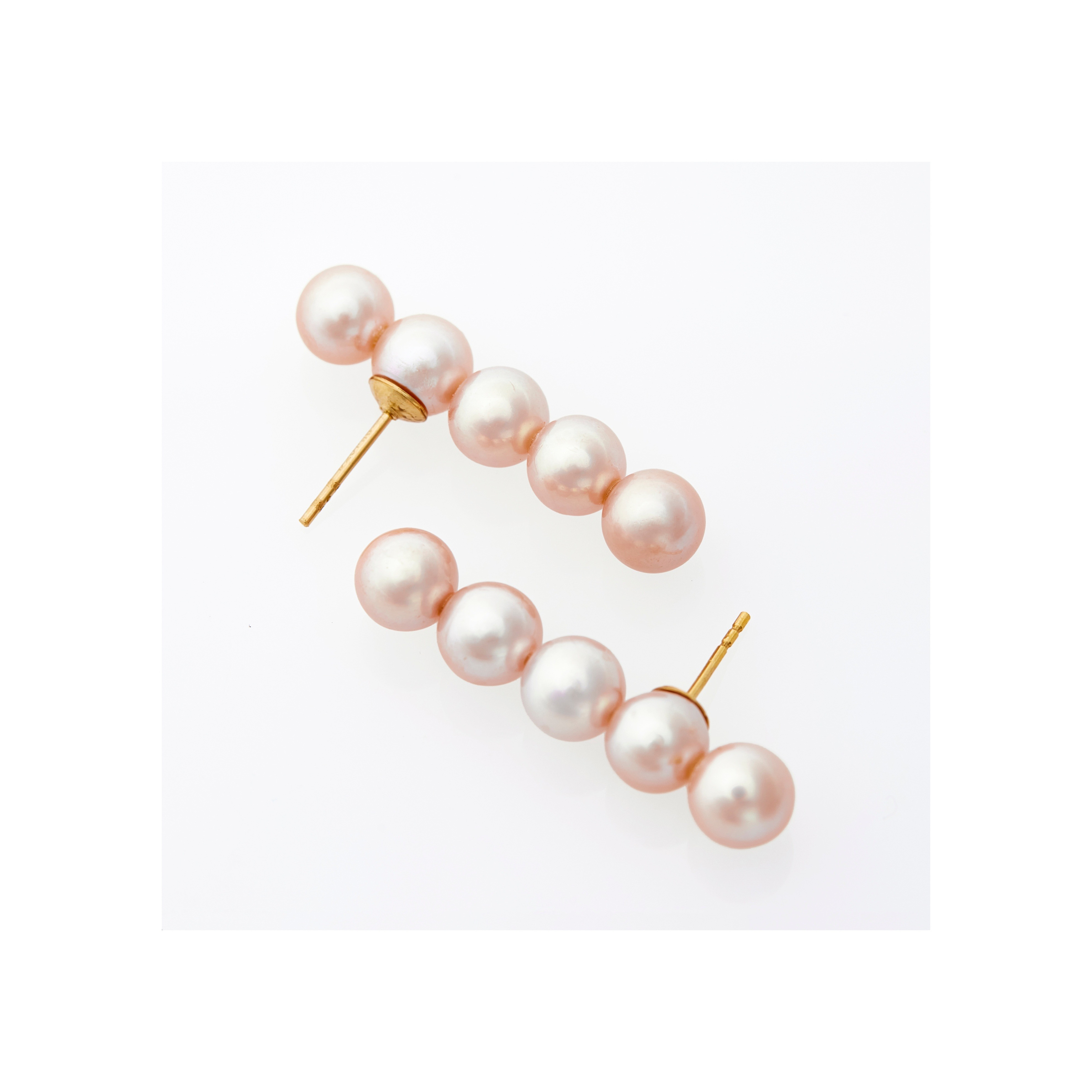 Cinq Line Pearl pierce (natural)