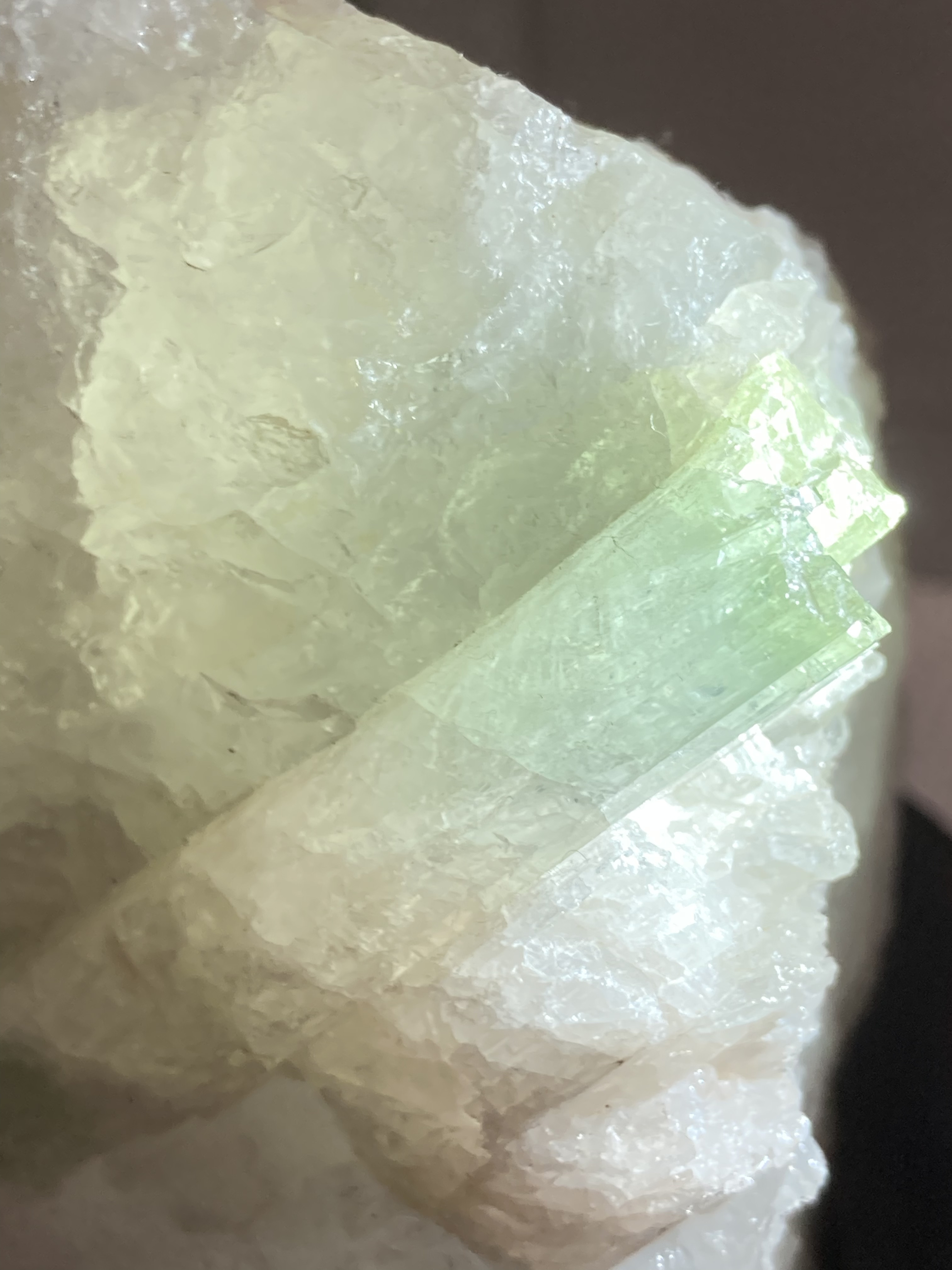 グラデーション ピンク グリーン トルマリン ラフストーン 原石 置物