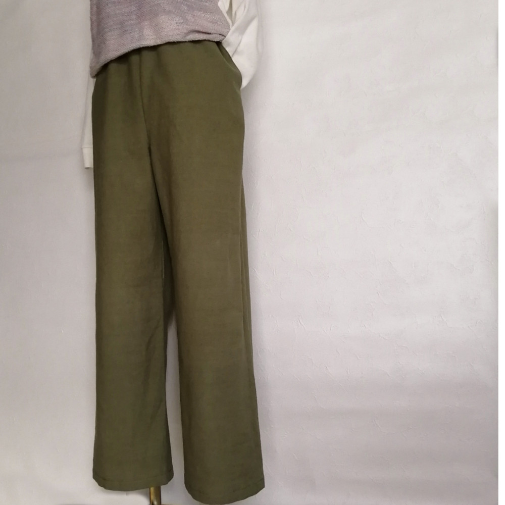 アースカラー　コットンリネンのイージーパンツ　モスカーキ