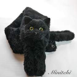 ぬいぐるみみたいな 黒猫マフラー　ストール　リアル　黒ねこ　猫雑貨　猫グッズ 防寒 3枚目の画像