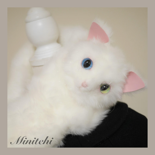 ぬいぐるみみたいな 猫マフラー エコファー ストール 防寒 白猫