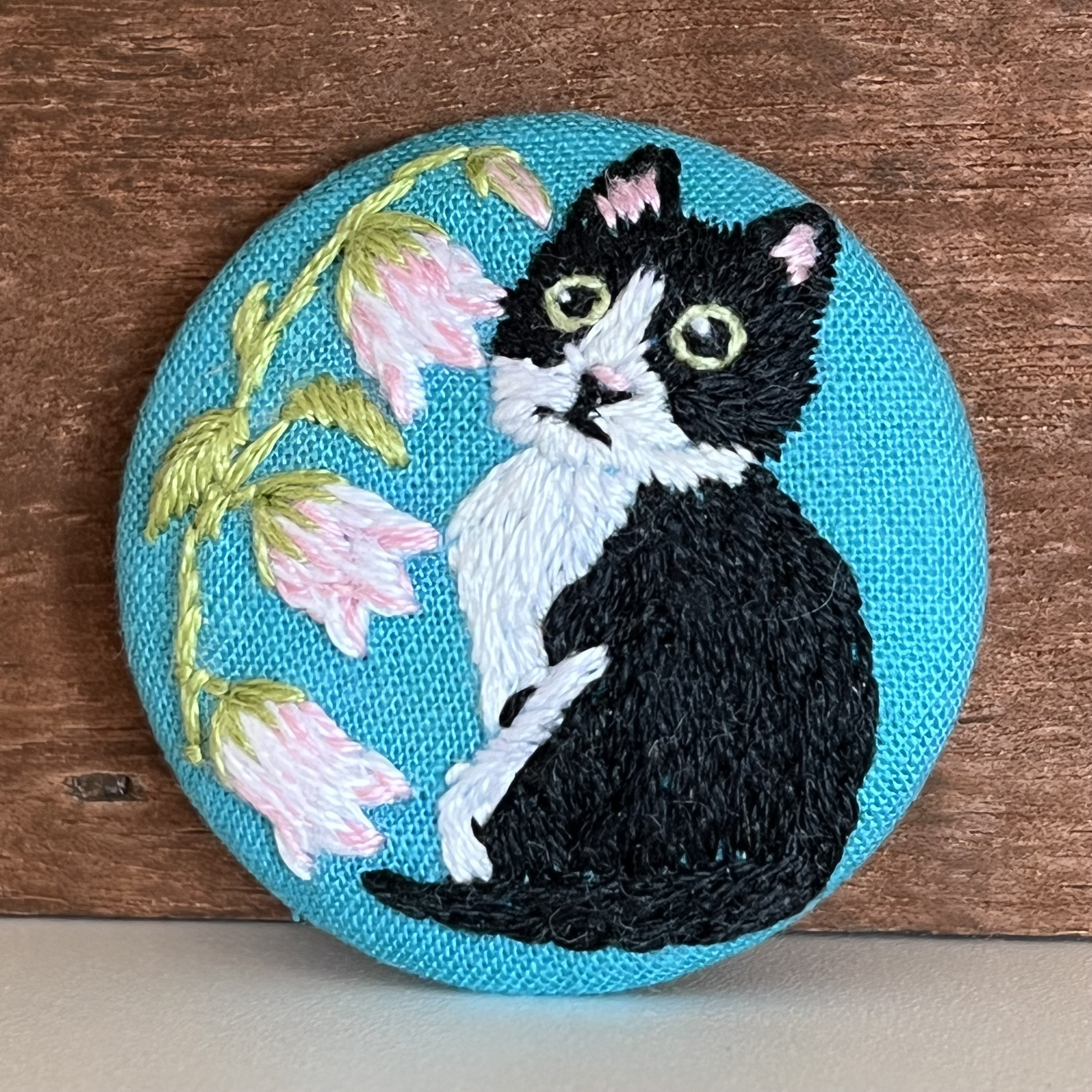 手描き　スクラッチアート　ヘアゴム　ブローチ　レジン　猫