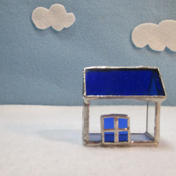 13　ガラスの小さなおうち　ｽﾃﾝﾄﾞｸﾞﾗｽ　ブルー屋根の家　ミニハウス 3枚目の画像