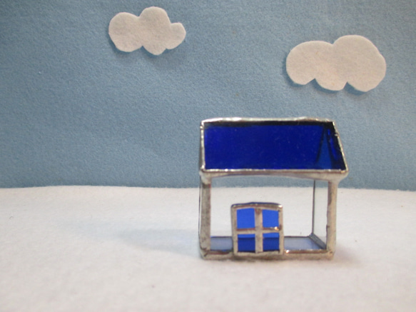 13　ガラスの小さなおうち　ｽﾃﾝﾄﾞｸﾞﾗｽ　ブルー屋根の家　ミニハウス 3枚目の画像