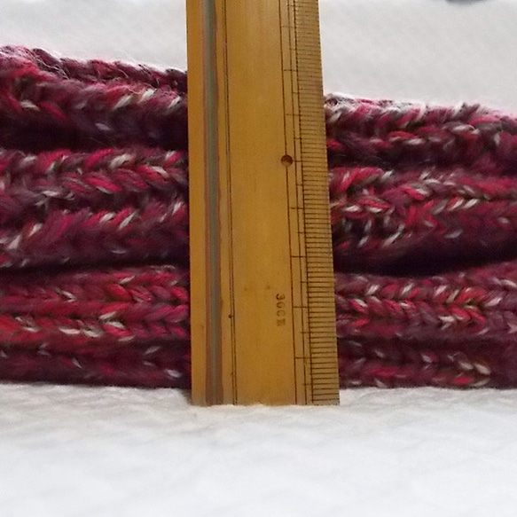 23～23.5㎝くらいの方用 厚手の手編み靴下 ウール100％ 毛糸を約190グラム使用した分厚い靴下（49） 5枚目の画像